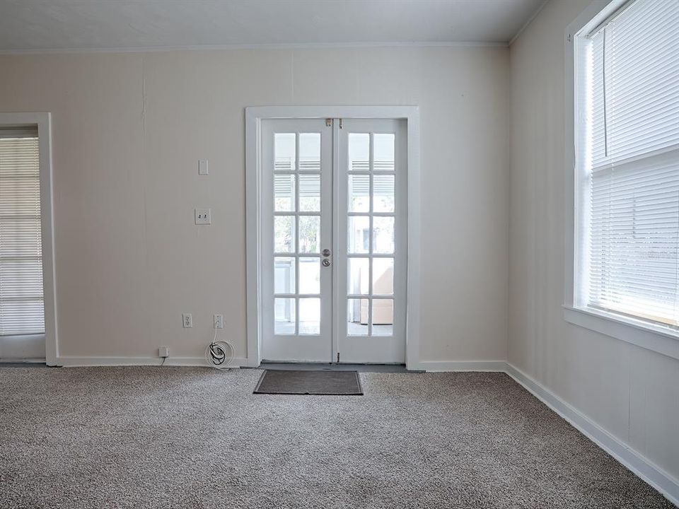 For Sale: $939,800 (13 beds, 0 baths, 5203 Square Feet)