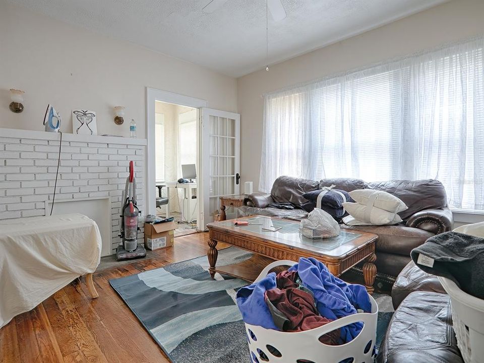 For Sale: $939,800 (13 beds, 0 baths, 5203 Square Feet)