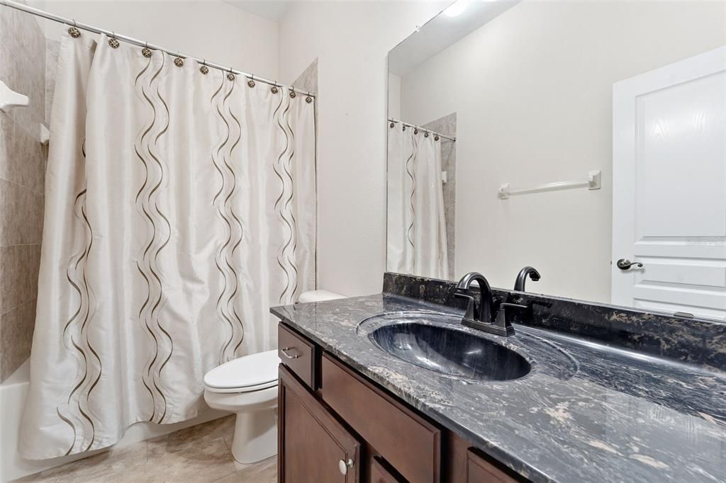 For Sale: $699,999 (3 beds, 4 baths, 3439 Square Feet)