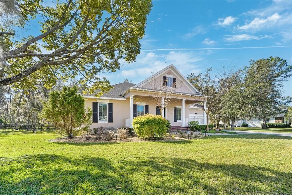 For Sale: $699,999 (3 beds, 4 baths, 3439 Square Feet)