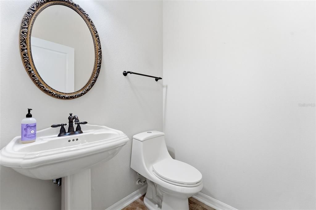 For Sale: $699,999 (3 beds, 4 baths, 3439 Square Feet)