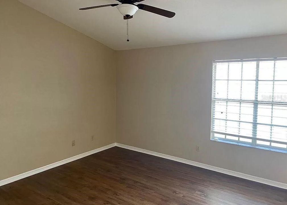 For Rent: $2,150 (2 beds, 2 baths, 1037 Square Feet)