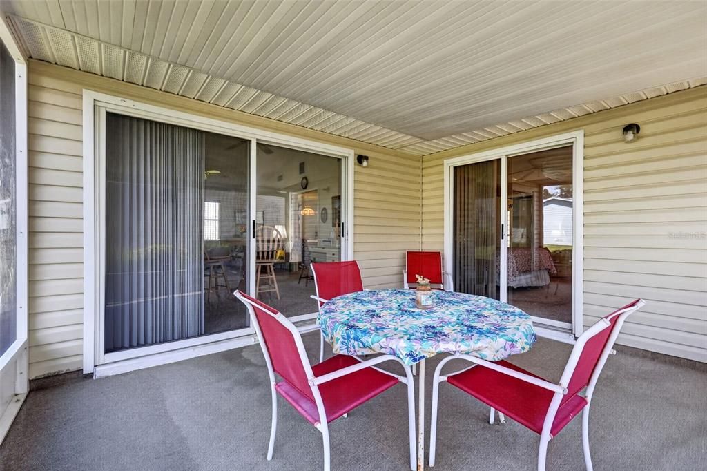 For Sale: $229,900 (2 beds, 2 baths, 1686 Square Feet)
