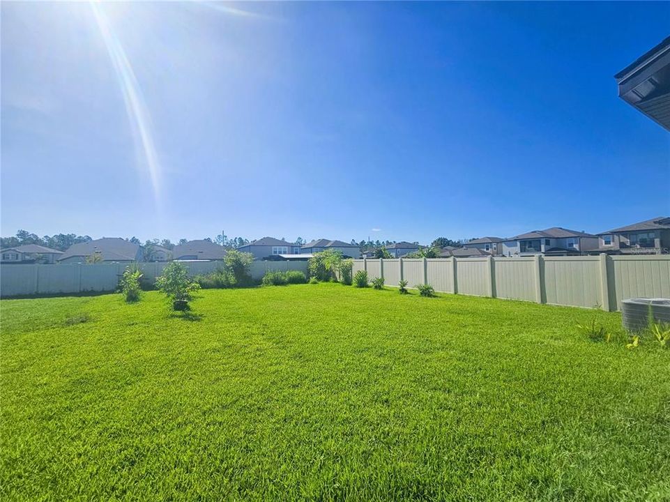 For Rent: $2,650 (3 beds, 2 baths, 2291 Square Feet)