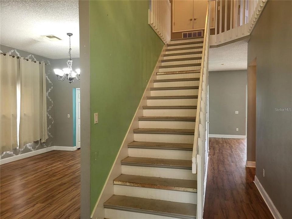 В аренду: $2,650 (4 спален, 2 ванн, 2810 Квадратных фут)