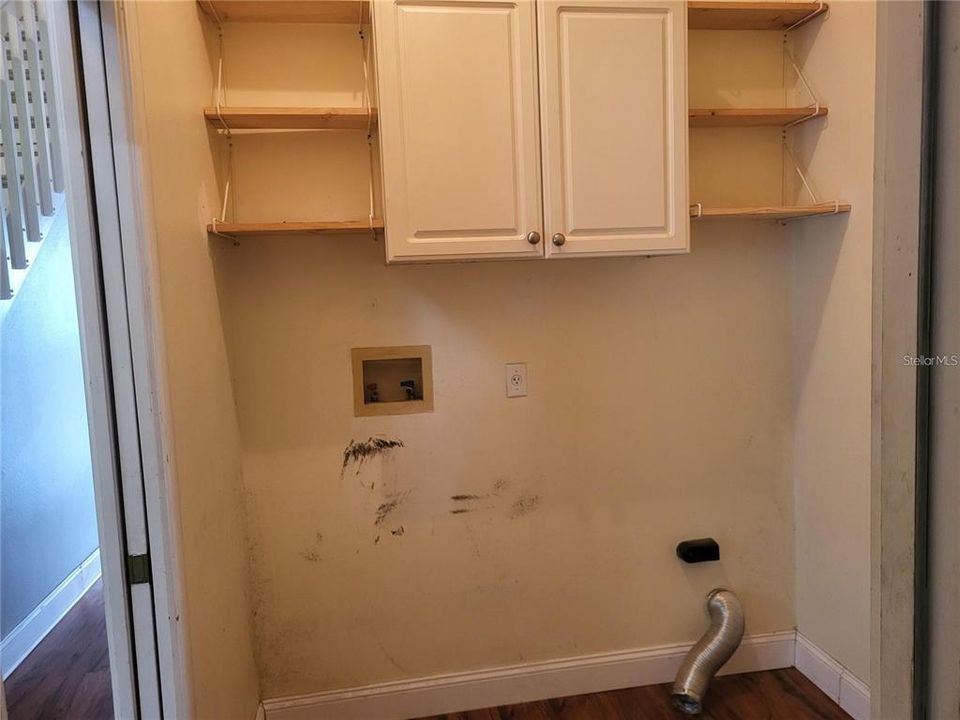 В аренду: $2,650 (4 спален, 2 ванн, 2810 Квадратных фут)