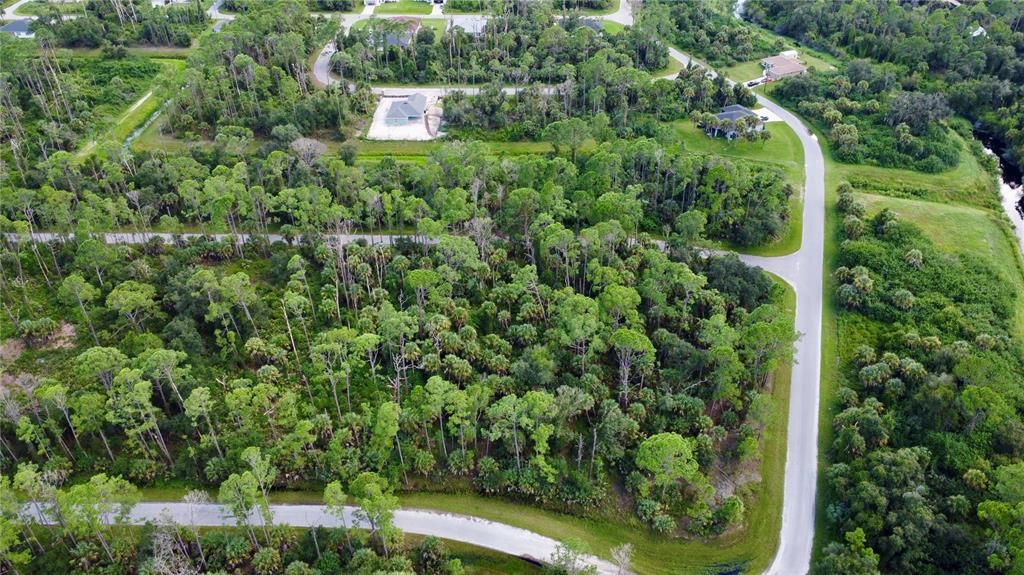 На продажу: $55,000 (0.51 acres)