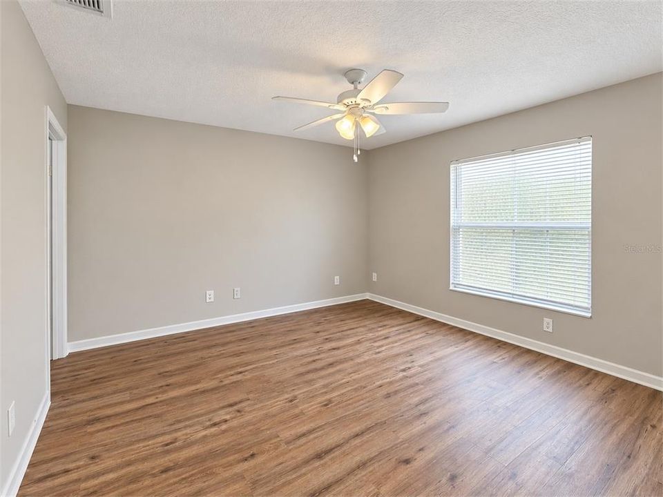 В аренду: $1,890 (3 спален, 2 ванн, 1200 Квадратных фут)