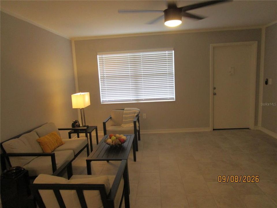 For Sale: $95,000 (2 beds, 1 baths, 870 Square Feet)