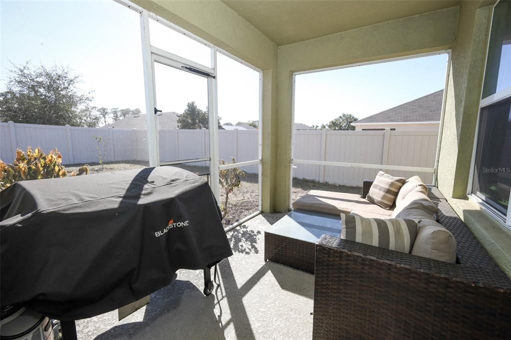 For Sale: $325,000 (3 beds, 2 baths, 1690 Square Feet)