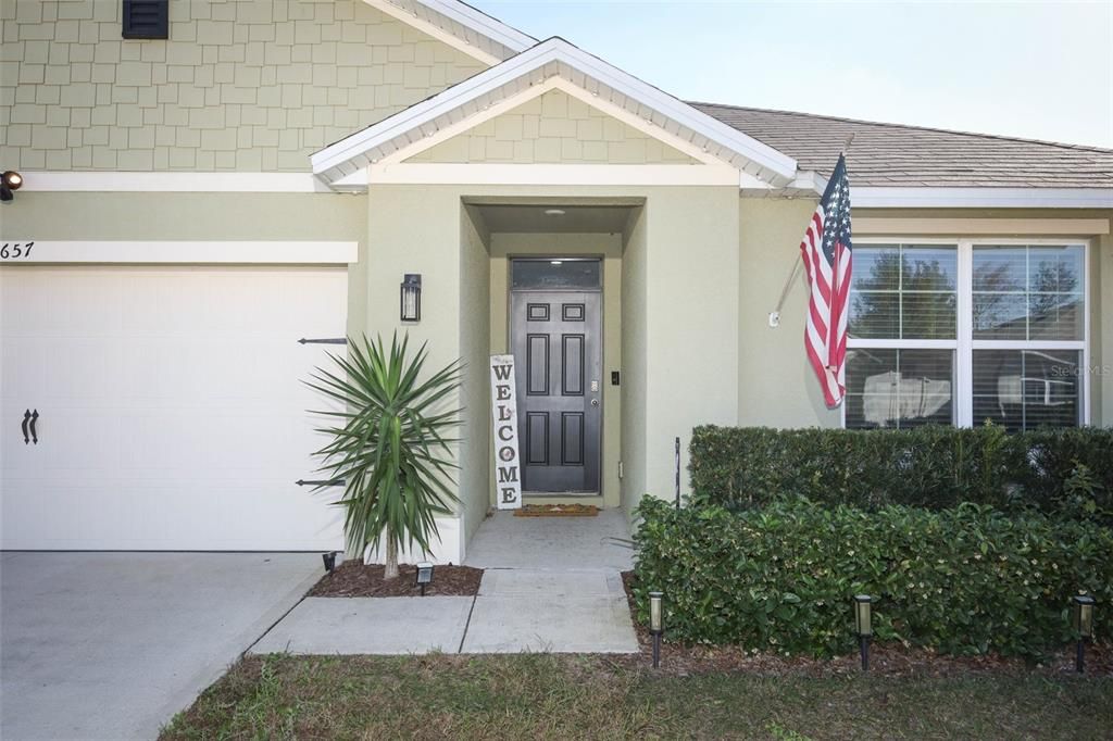 For Sale: $325,000 (3 beds, 2 baths, 1690 Square Feet)