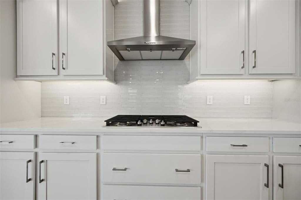 待售: $584,000 (3 贝兹, 3 浴室, 2342 平方英尺)