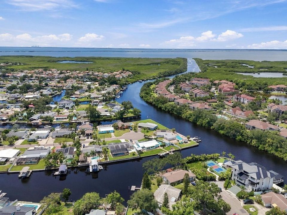 На продажу: $749,000 (4 спален, 2 ванн, 1845 Квадратных фут)