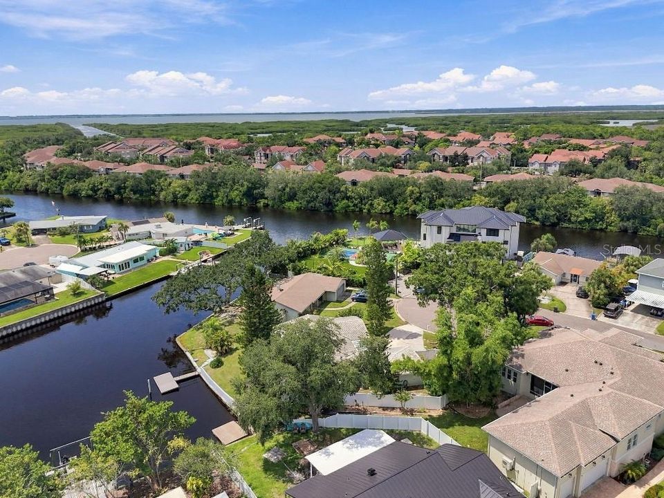 На продажу: $749,000 (4 спален, 2 ванн, 1845 Квадратных фут)
