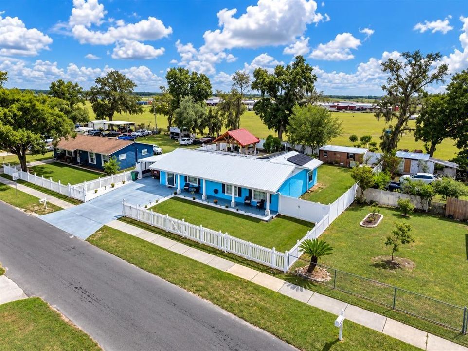 For Sale: $395,000 (3 beds, 2 baths, 2078 Square Feet)