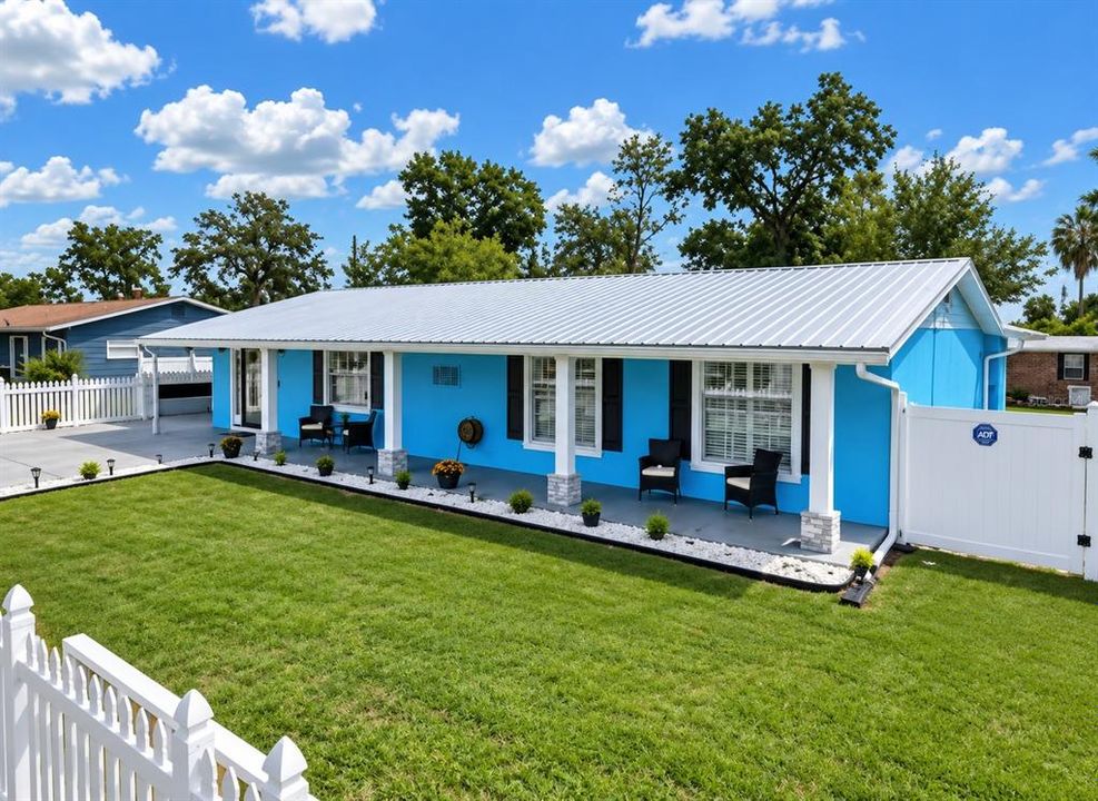 For Sale: $395,000 (3 beds, 2 baths, 2078 Square Feet)