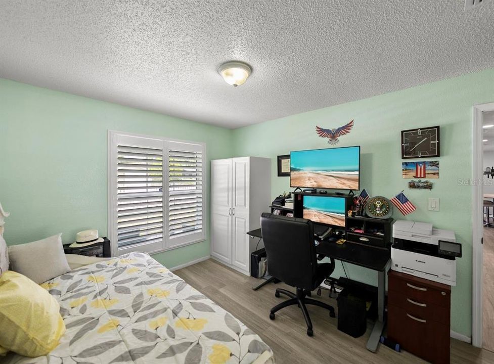 For Sale: $395,000 (3 beds, 2 baths, 2078 Square Feet)