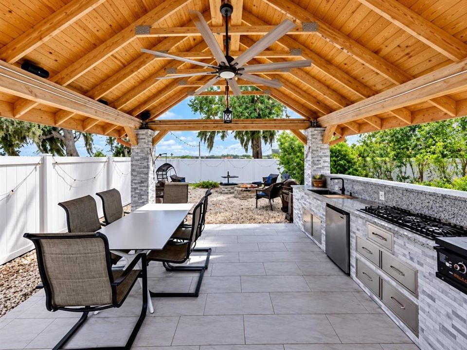 For Sale: $395,000 (3 beds, 2 baths, 2078 Square Feet)