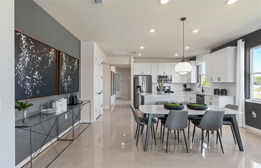For Sale: $420,620 (2 beds, 2 baths, 1579 Square Feet)