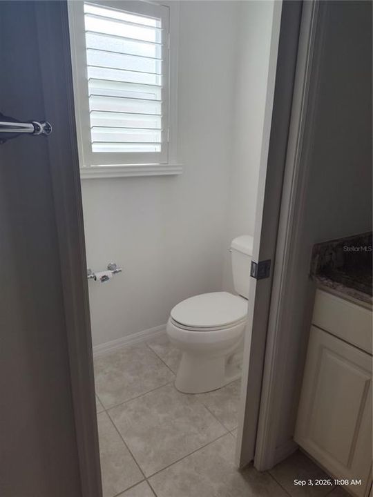 For Rent: $1,800 (3 beds, 2 baths, 1392 Square Feet)