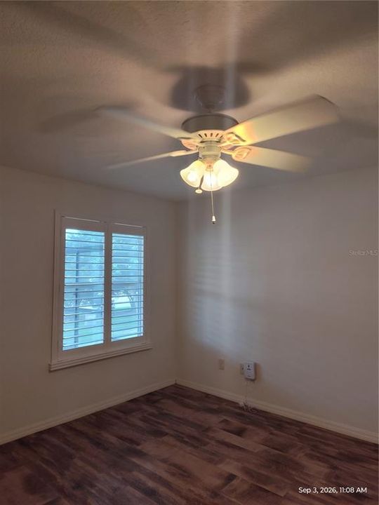 For Rent: $1,800 (3 beds, 2 baths, 1392 Square Feet)