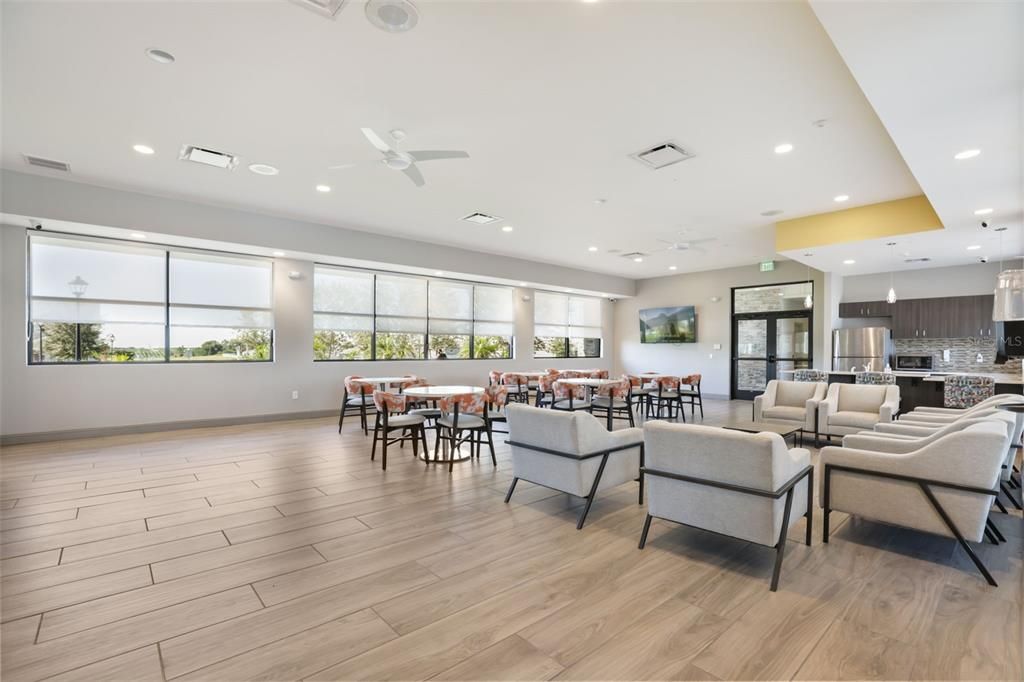 En Venta: $515,000 (4 camas, 2 baños, 3018 Pies cuadrados)