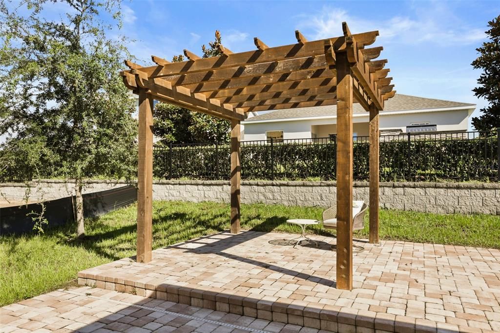 En Venta: $515,000 (4 camas, 2 baños, 3018 Pies cuadrados)