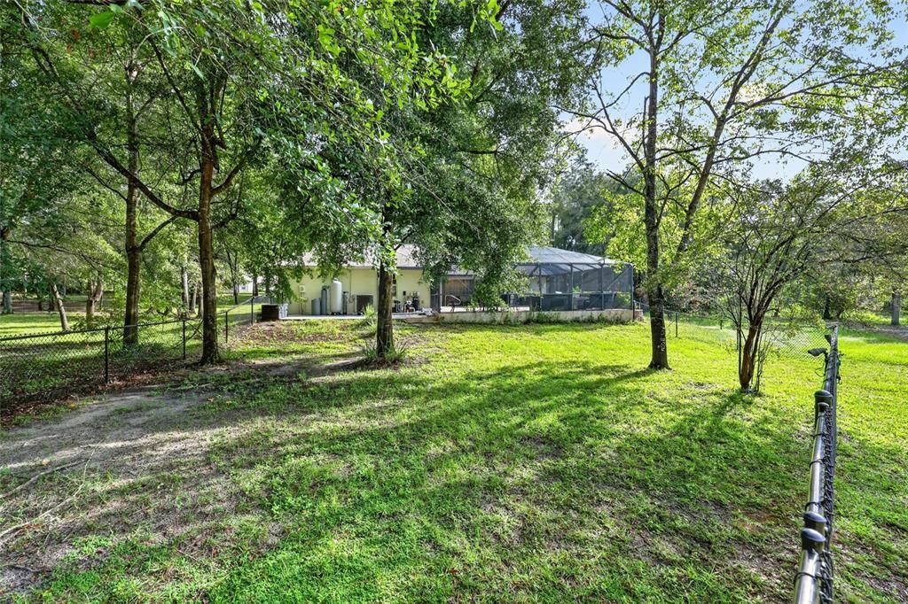 En Venta: $679,900 (3 camas, 2 baños, 2551 Pies cuadrados)