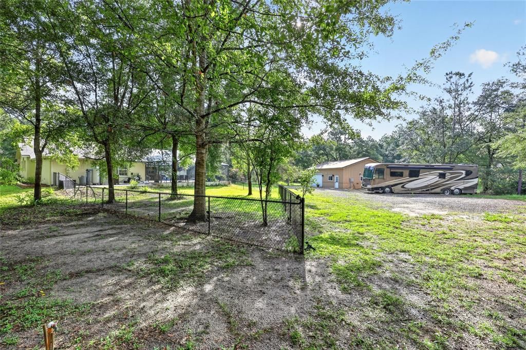 En Venta: $679,900 (3 camas, 2 baños, 2551 Pies cuadrados)