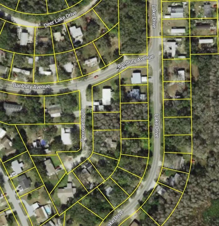 待售: $7,500 (0.17 acres)