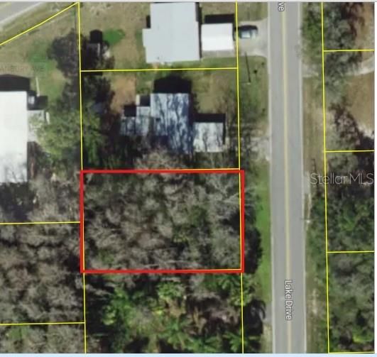 待售: $7,500 (0.17 acres)