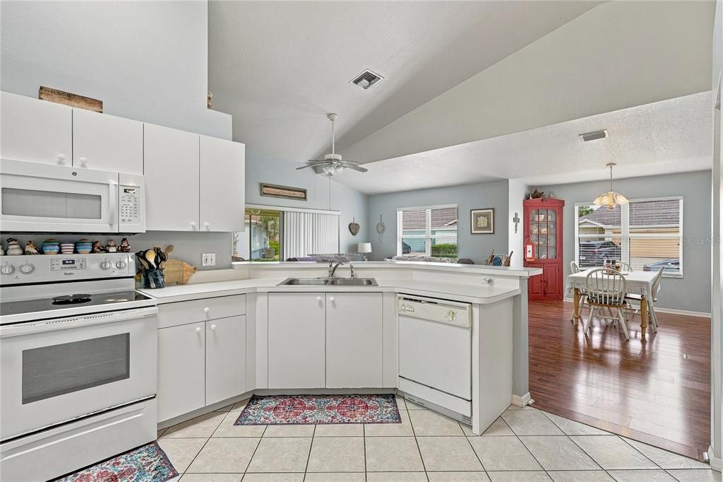 En Venta: $234,999 (2 camas, 2 baños, 1253 Pies cuadrados)
