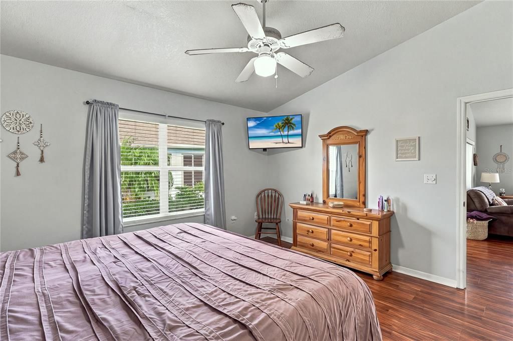 En Venta: $234,999 (2 camas, 2 baños, 1253 Pies cuadrados)