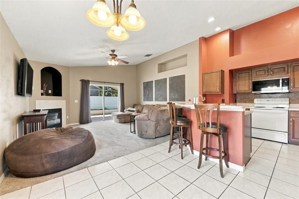 For Sale: $460,000 (4 beds, 2 baths, 2009 Square Feet)