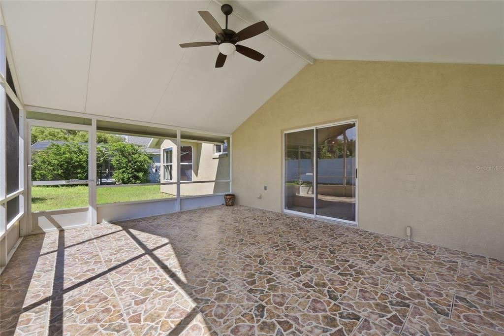 For Sale: $460,000 (4 beds, 2 baths, 2009 Square Feet)