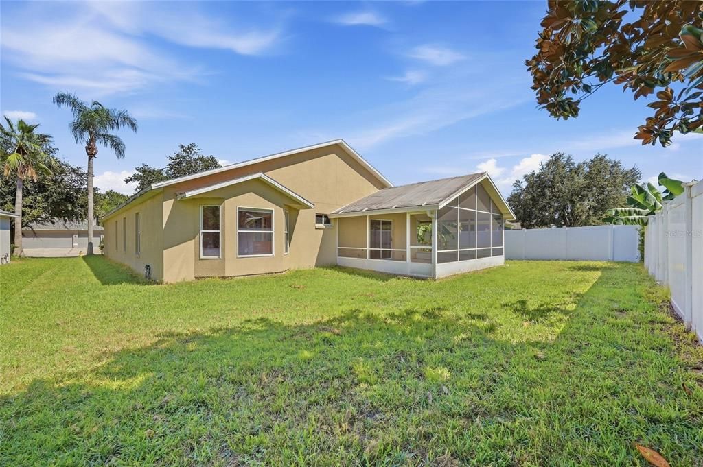 For Sale: $460,000 (4 beds, 2 baths, 2009 Square Feet)