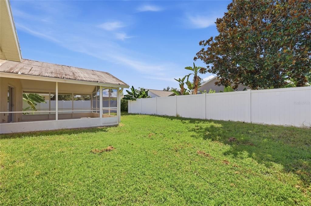 For Sale: $460,000 (4 beds, 2 baths, 2009 Square Feet)