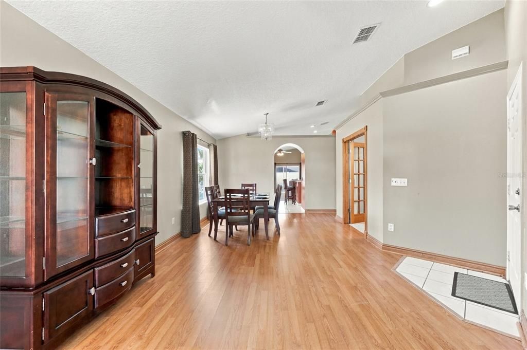 For Sale: $460,000 (4 beds, 2 baths, 2009 Square Feet)