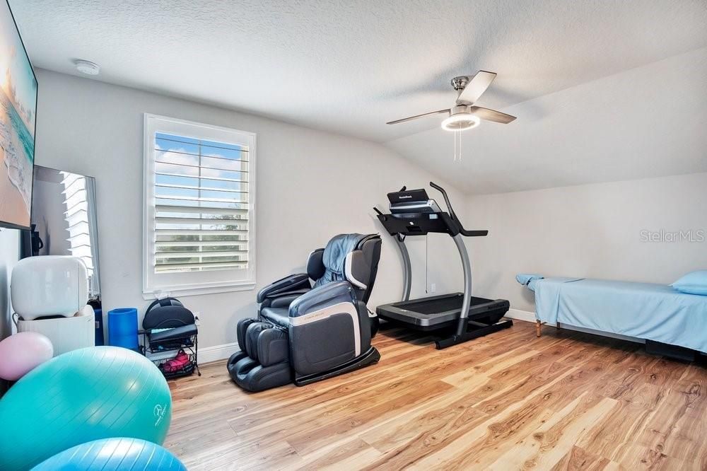 For Sale: $1,050,000 (4 beds, 4 baths, 3559 Square Feet)