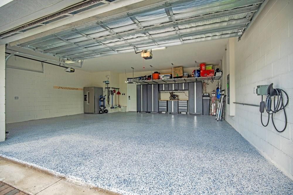 For Sale: $1,050,000 (4 beds, 4 baths, 3559 Square Feet)