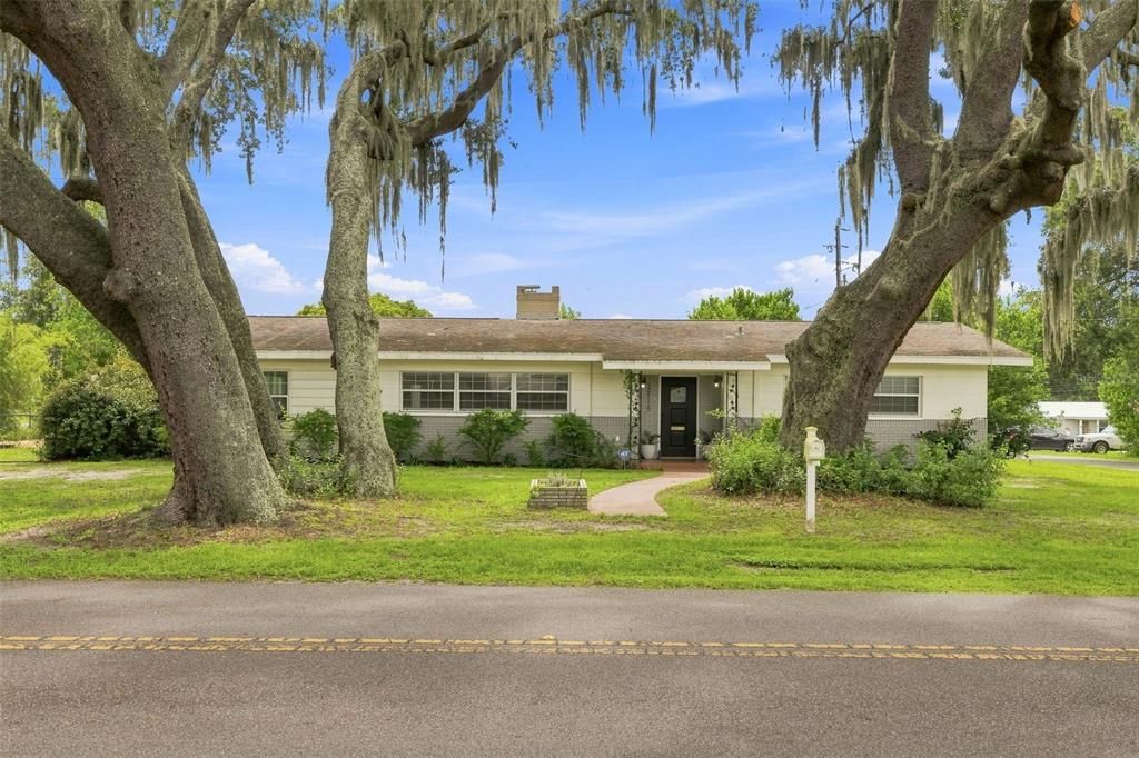 Active With Contract: $334,900 (4 beds, 2 baths, 2266 Square Feet)