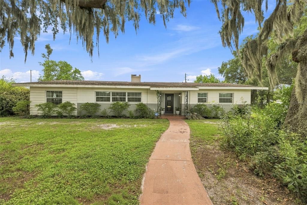 Active With Contract: $334,900 (4 beds, 2 baths, 2266 Square Feet)