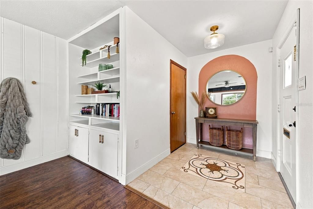 Active With Contract: $334,900 (4 beds, 2 baths, 2266 Square Feet)