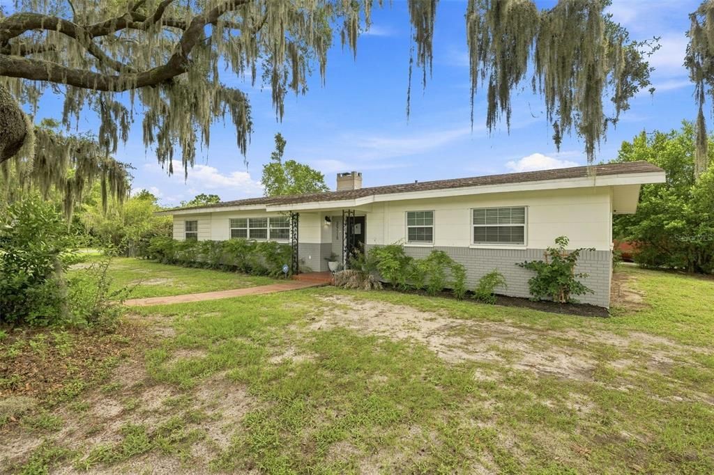 Active With Contract: $334,900 (4 beds, 2 baths, 2266 Square Feet)