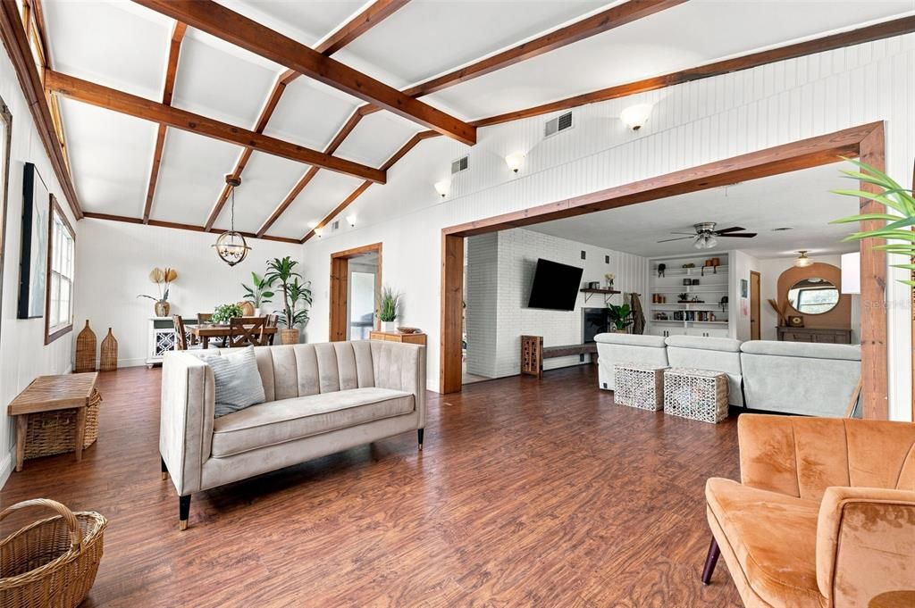 Active With Contract: $334,900 (4 beds, 2 baths, 2266 Square Feet)
