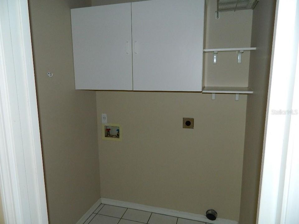 В аренду: $2,000 (3 спален, 2 ванн, 1383 Квадратных фут)