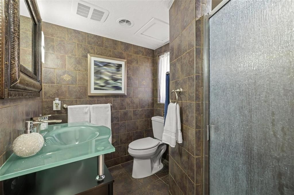 For Sale: $3,250,000 (7 beds, 6 baths, 7269 Square Feet)