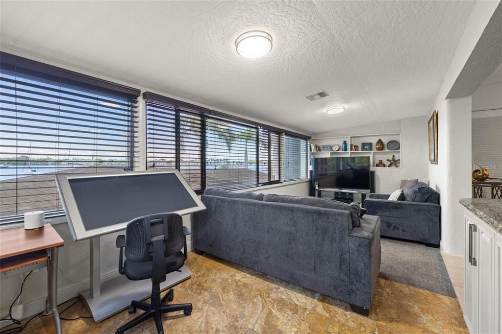 For Sale: $3,250,000 (7 beds, 6 baths, 7269 Square Feet)