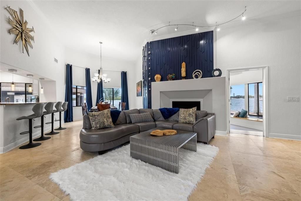 For Sale: $3,250,000 (7 beds, 6 baths, 7269 Square Feet)
