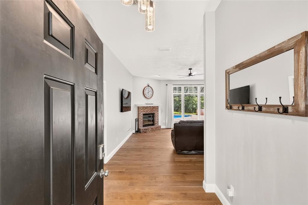 En Venta: $625,000 (4 camas, 2 baños, 2191 Pies cuadrados)